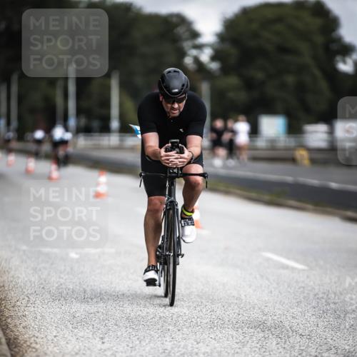 16.08.2026 - KN Förde Triathlon 2026 H.Heesch http://msf.ph/oto/9975114 16.08.2026 11:09:27 Radfahren 221, 302, 349, 356, 357, 369, 397, 441 meine-sportfotos.de