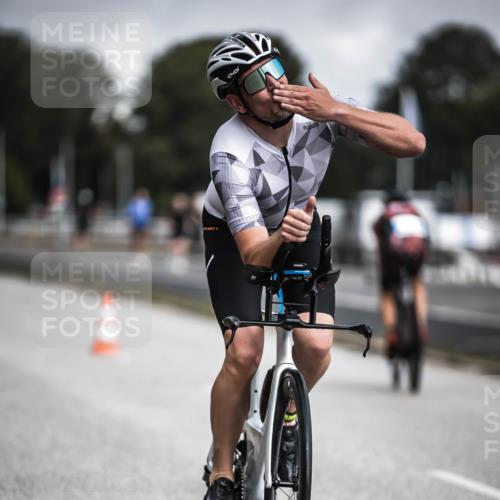 16.08.2026 - KN Förde Triathlon 2026 H.Heesch http://msf.ph/oto/9975129 16.08.2026 11:09:32 Radfahren 221, 302, 305, 330, 357, 369, 377, 389, 397 meine-sportfotos.de