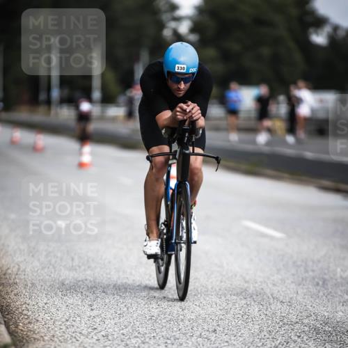 16.08.2026 - KN Förde Triathlon 2026 H.Heesch http://msf.ph/oto/9975146 16.08.2026 11:09:36 Radfahren 305, 330, 377, 389 meine-sportfotos.de