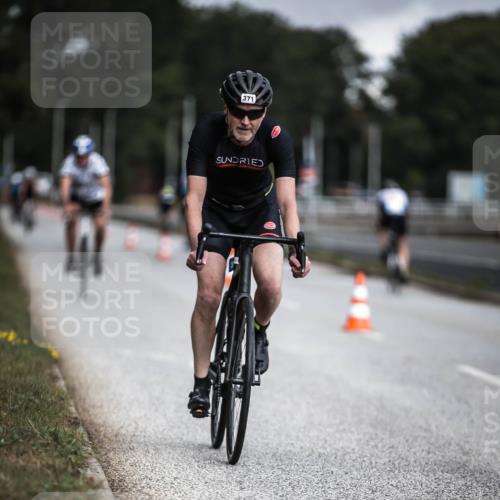 16.08.2026 - KN Förde Triathlon 2026 H.Heesch http://msf.ph/oto/9975161 16.08.2026 11:09:44 Radfahren 306, 364, 371 meine-sportfotos.de