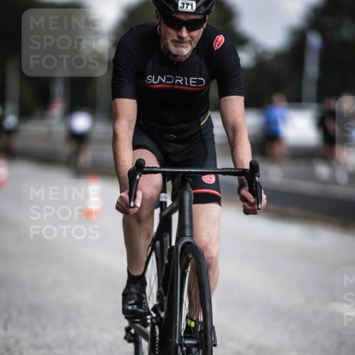 16.08.2026 - KN Förde Triathlon 2026 H.Heesch http://msf.ph/oto/9975175 16.08.2026 11:09:45 Radfahren 306, 364, 371 meine-sportfotos.de