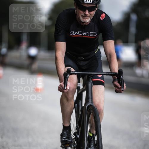 16.08.2026 - KN Förde Triathlon 2026 H.Heesch http://msf.ph/oto/9975176 16.08.2026 11:09:45 Radfahren 306, 364, 371 meine-sportfotos.de