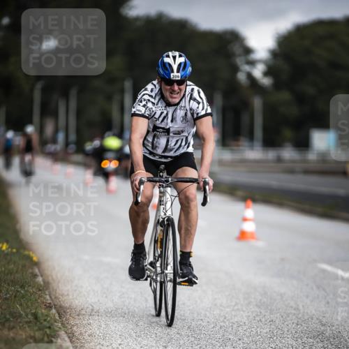 16.08.2026 - KN Förde Triathlon 2026 H.Heesch http://msf.ph/oto/9975178 16.08.2026 11:09:47 Radfahren 306, 312, 364, 371, 388, 392 meine-sportfotos.de