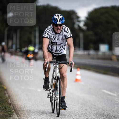 16.08.2026 - KN Förde Triathlon 2026 H.Heesch http://msf.ph/oto/9975181 16.08.2026 11:09:47 Radfahren 306, 312, 364, 371, 388, 392 meine-sportfotos.de