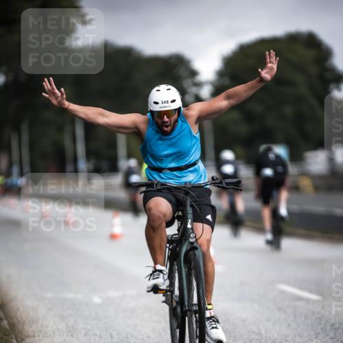 16.08.2026 - KN Förde Triathlon 2026 H.Heesch http://msf.ph/oto/9975226 16.08.2026 11:09:59 Radfahren 315, 348 meine-sportfotos.de