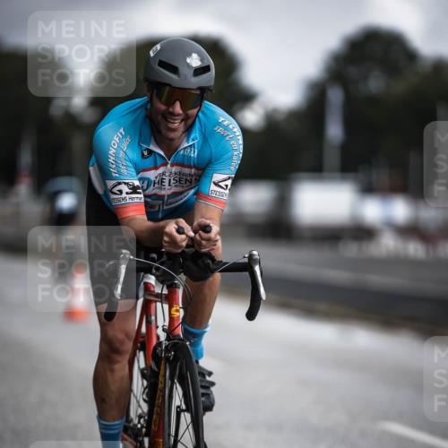 16.08.2026 - KN Förde Triathlon 2026 H.Heesch http://msf.ph/oto/9975336 16.08.2026 11:10:50 Radfahren 318, 338, 403 meine-sportfotos.de
