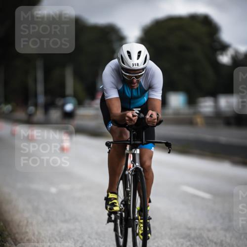 16.08.2026 - KN Förde Triathlon 2026 H.Heesch http://msf.ph/oto/9975350 16.08.2026 11:10:52 Radfahren 318, 338 meine-sportfotos.de