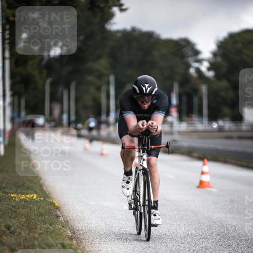 16.08.2026 - KN Förde Triathlon 2026 H.Heesch http://msf.ph/oto/9975362 16.08.2026 11:10:59 Radfahren 311, 316, 340, 394 meine-sportfotos.de