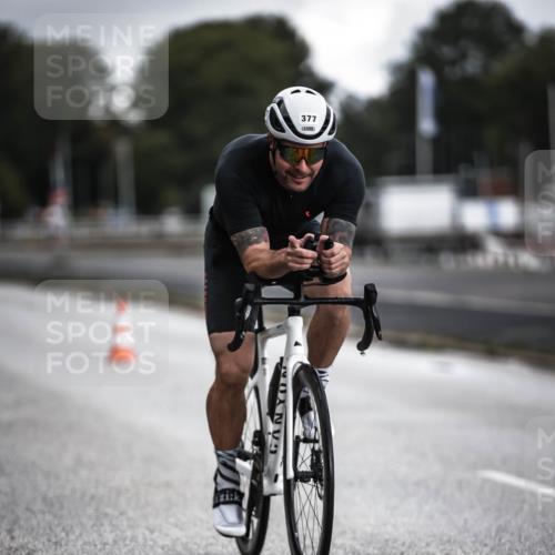 16.08.2026 - KN Förde Triathlon 2026 H.Heesch http://msf.ph/oto/9975536 16.08.2026 11:11:55 Radfahren 305, 337, 370, 373, 377, 397, 398 meine-sportfotos.de