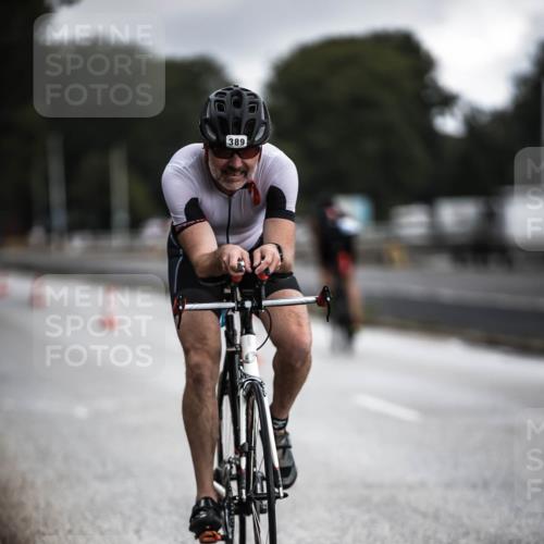 16.08.2026 - KN Förde Triathlon 2026 H.Heesch http://msf.ph/oto/9975577 16.08.2026 11:12:01 Radfahren 357, 369, 370, 389, 393, 397 meine-sportfotos.de