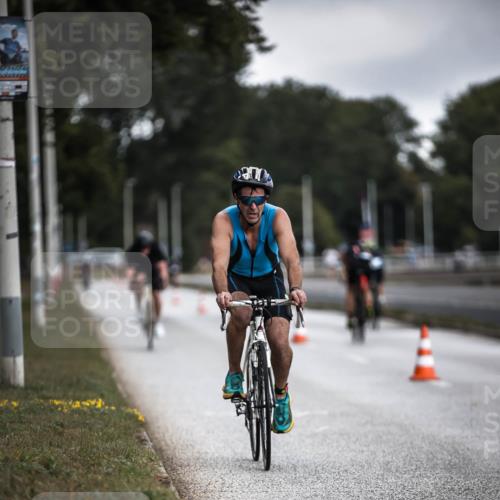 16.08.2026 - KN Förde Triathlon 2026 H.Heesch http://msf.ph/oto/9975582 16.08.2026 11:12:03 Radfahren 312, 357, 369, 389, 393 meine-sportfotos.de