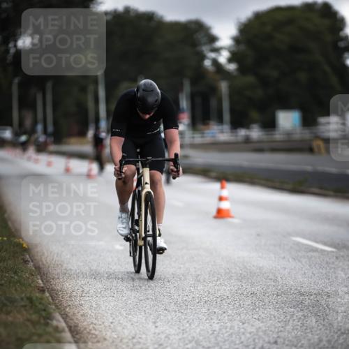 16.08.2026 - KN Förde Triathlon 2026 H.Heesch http://msf.ph/oto/9975605 16.08.2026 11:12:06 Radfahren 312, 357, 393 meine-sportfotos.de