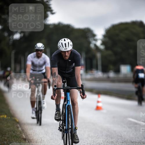 16.08.2026 - KN Förde Triathlon 2026 H.Heesch http://msf.ph/oto/9975634 16.08.2026 11:12:20 Radfahren 315, 388, 400, 408 meine-sportfotos.de