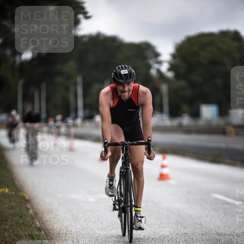 16.08.2026 - KN Förde Triathlon 2026 H.Heesch http://msf.ph/oto/9975686 16.08.2026 11:12:36 Radfahren 323, 325, 374, 407, 412 meine-sportfotos.de