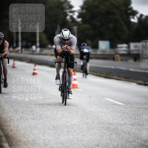 16.08.2026 - KN Förde Triathlon 2026 H.Heesch http://msf.ph/oto/9975820 16.08.2026 11:13:23 Radfahren 321, 363, 375, 385, 399 meine-sportfotos.de