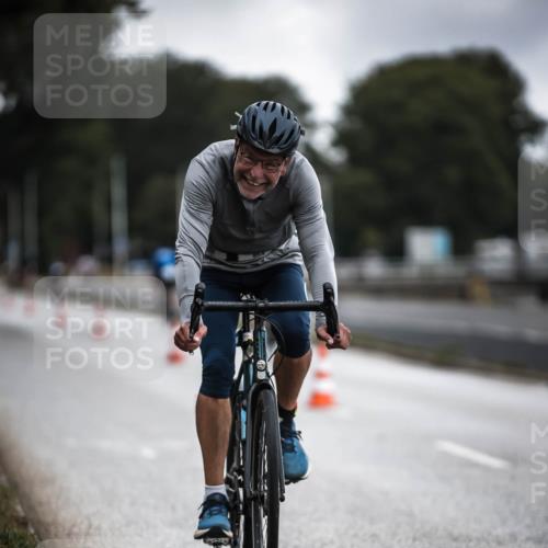16.08.2026 - KN Förde Triathlon 2026 H.Heesch http://msf.ph/oto/9975863 16.08.2026 11:13:34 Radfahren 316, 394, 413, 421 meine-sportfotos.de