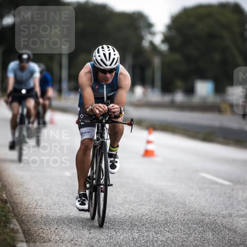 16.08.2026 - KN Förde Triathlon 2026 H.Heesch http://msf.ph/oto/9975882 16.08.2026 11:13:42 Radfahren 331, 360, 376, 386, 406, 430 meine-sportfotos.de