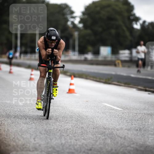 16.08.2026 - KN Förde Triathlon 2026 H.Heesch http://msf.ph/oto/9975967 16.08.2026 11:14:04 Radfahren 337, 373, 381, 401, 402, 409 meine-sportfotos.de