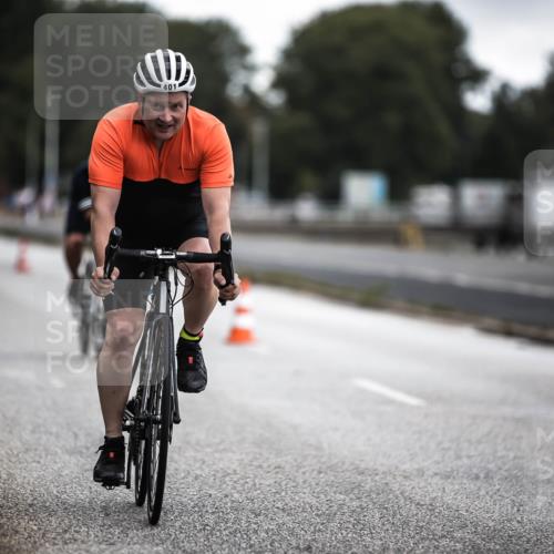 16.08.2026 - KN Förde Triathlon 2026 H.Heesch http://msf.ph/oto/9975985 16.08.2026 11:14:07 Radfahren 337, 373, 401, 402 meine-sportfotos.de