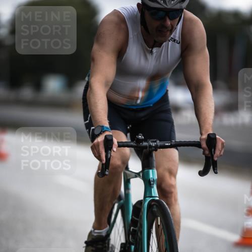 16.08.2026 - KN Förde Triathlon 2026 H.Heesch http://msf.ph/oto/9976018 16.08.2026 11:14:28 Radfahren 393 meine-sportfotos.de