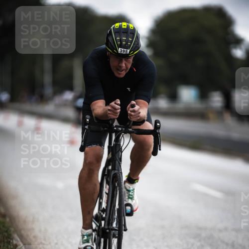16.08.2026 - KN Förde Triathlon 2026 H.Heesch http://msf.ph/oto/9976021 16.08.2026 11:14:34 Radfahren 398, 432 meine-sportfotos.de