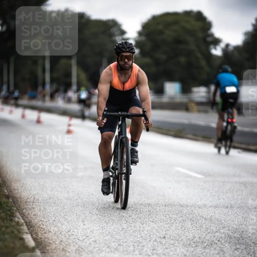 16.08.2026 - KN Förde Triathlon 2026 H.Heesch http://msf.ph/oto/9976070 16.08.2026 11:15:04 Radfahren 322, 334, 345, 358 meine-sportfotos.de