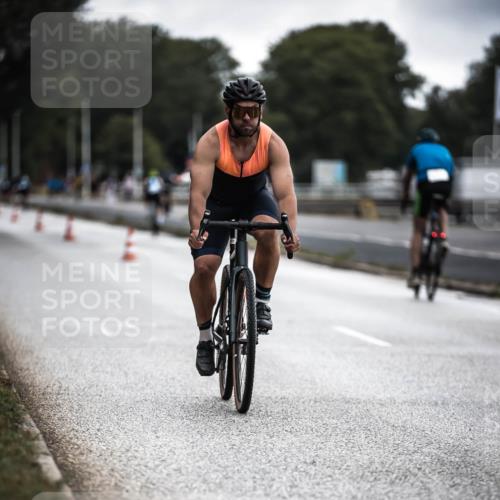 16.08.2026 - KN Förde Triathlon 2026 H.Heesch http://msf.ph/oto/9976071 16.08.2026 11:15:04 Radfahren 322, 334, 345, 358 meine-sportfotos.de