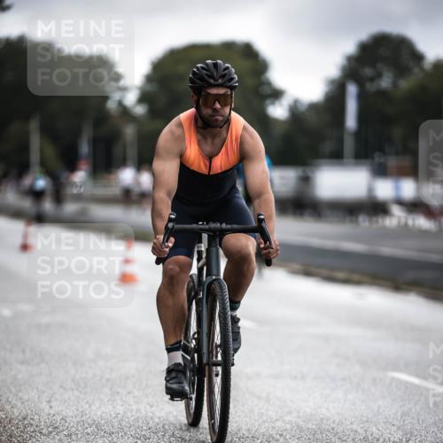 16.08.2026 - KN Förde Triathlon 2026 H.Heesch http://msf.ph/oto/9976081 16.08.2026 11:15:05 Radfahren 322, 334, 358 meine-sportfotos.de