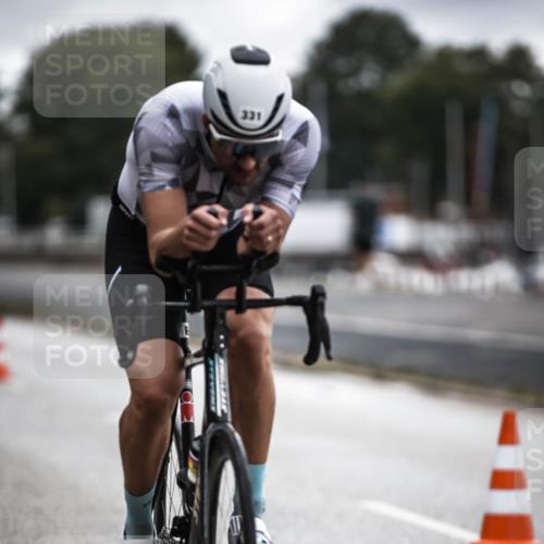 16.08.2026 - KN Förde Triathlon 2026 H.Heesch http://msf.ph/oto/9976174 16.08.2026 11:15:56 Radfahren 331, 385, 421 meine-sportfotos.de