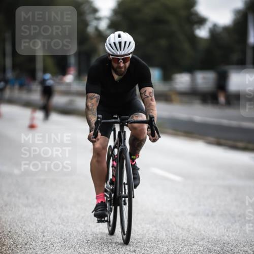 16.08.2026 - KN Förde Triathlon 2026 H.Heesch http://msf.ph/oto/9976182 16.08.2026 11:16:00 Radfahren 421 meine-sportfotos.de