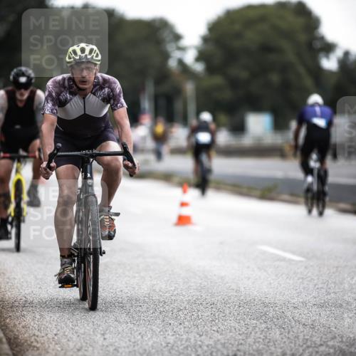 16.08.2026 - KN Förde Triathlon 2026 H.Heesch http://msf.ph/oto/9976221 16.08.2026 11:16:27 Radfahren 360, 406, 413, 801 meine-sportfotos.de
