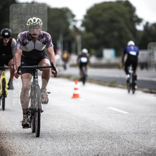 16.08.2026 - KN Förde Triathlon 2026 H.Heesch http://msf.ph/oto/9976222 16.08.2026 11:16:27 Radfahren 360, 406, 413, 801 meine-sportfotos.de