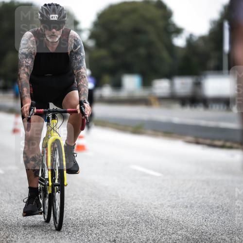 16.08.2026 - KN Förde Triathlon 2026 H.Heesch http://msf.ph/oto/9976234 16.08.2026 11:16:28 Radfahren 354, 360, 406, 413, 801 meine-sportfotos.de