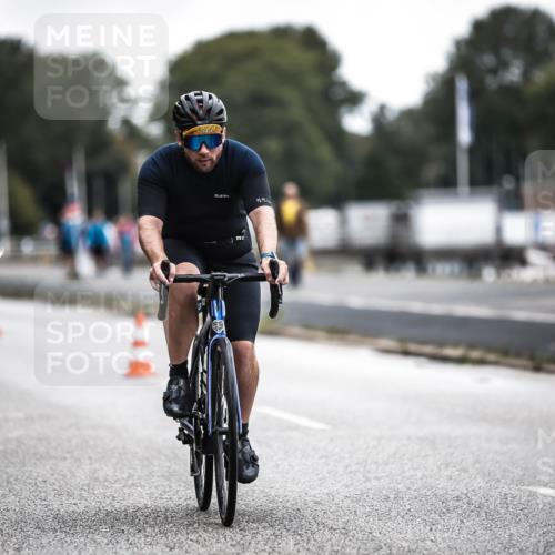 16.08.2026 - KN Förde Triathlon 2026 H.Heesch http://msf.ph/oto/9976277 16.08.2026 11:16:55 Radfahren 346, 350, 402, 437 meine-sportfotos.de