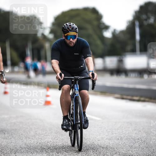16.08.2026 - KN Förde Triathlon 2026 H.Heesch http://msf.ph/oto/9976279 16.08.2026 11:16:55 Radfahren 346, 350, 402, 437 meine-sportfotos.de