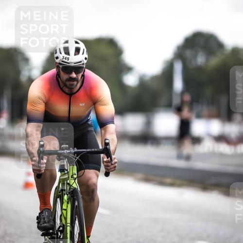 16.08.2026 - KN Förde Triathlon 2026 H.Heesch http://msf.ph/oto/9976358 16.08.2026 11:17:26 Radfahren 322, 345, 349, 371, 432, 804 meine-sportfotos.de