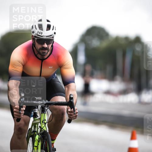 16.08.2026 - KN Förde Triathlon 2026 H.Heesch http://msf.ph/oto/9976362 16.08.2026 11:17:26 Radfahren 322, 345, 349, 371, 432, 804 meine-sportfotos.de