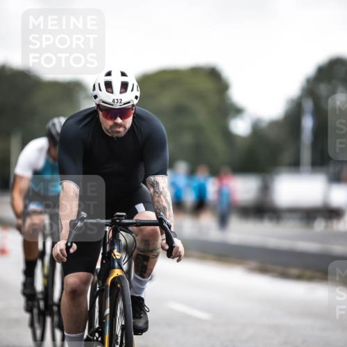 16.08.2026 - KN Förde Triathlon 2026 H.Heesch http://msf.ph/oto/9976370 16.08.2026 11:17:29 Radfahren 322, 345, 349, 358, 371, 382, 432, 435, 804 meine-sportfotos.de
