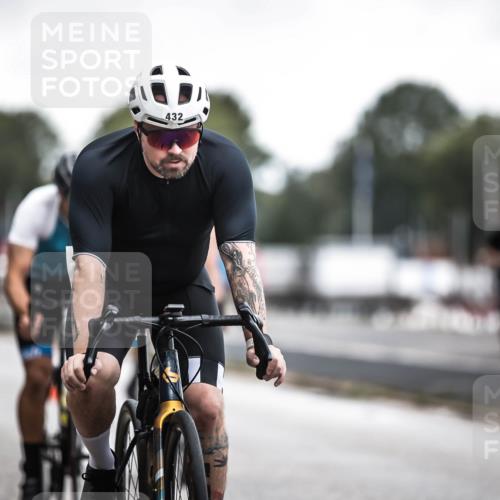 16.08.2026 - KN Förde Triathlon 2026 H.Heesch http://msf.ph/oto/9976375 16.08.2026 11:17:30 Radfahren 322, 349, 358, 382, 432, 435, 804 meine-sportfotos.de