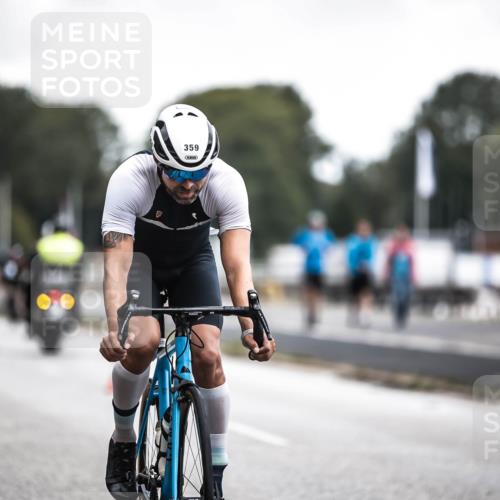 16.08.2026 - KN Förde Triathlon 2026 H.Heesch http://msf.ph/oto/9976401 16.08.2026 11:17:37 Radfahren 304, 308, 355, 359, 383, 390, 417 meine-sportfotos.de