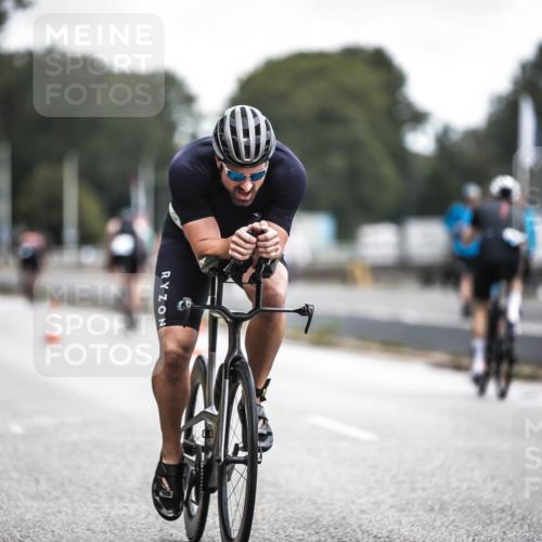 16.08.2026 - KN Förde Triathlon 2026 H.Heesch http://msf.ph/oto/9976433 16.08.2026 11:17:42 Radfahren 304, 308, 318, 355, 383, 390 meine-sportfotos.de