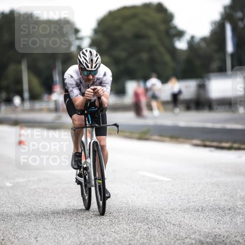 16.08.2026 - KN Förde Triathlon 2026 H.Heesch http://msf.ph/oto/9976527 16.08.2026 11:18:22 Radfahren 302, 404 meine-sportfotos.de