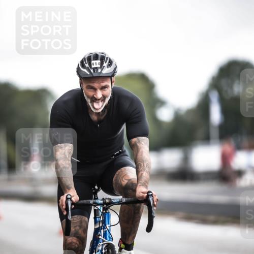 16.08.2026 - KN Förde Triathlon 2026 H.Heesch http://msf.ph/oto/9976555 16.08.2026 11:18:34 Radfahren 348, 414, 441 meine-sportfotos.de