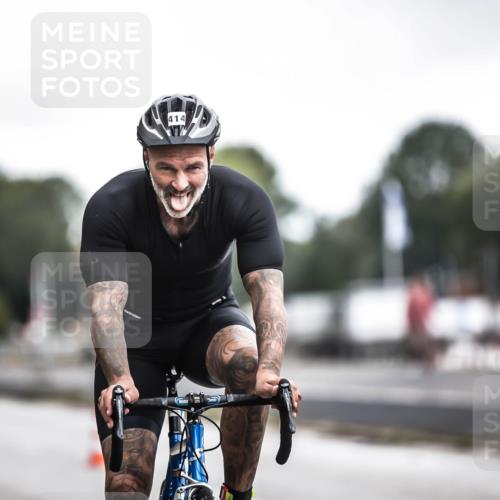 16.08.2026 - KN Förde Triathlon 2026 H.Heesch http://msf.ph/oto/9976556 16.08.2026 11:18:34 Radfahren 348, 414, 441 meine-sportfotos.de