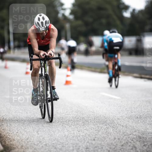 16.08.2026 - KN Förde Triathlon 2026 H.Heesch http://msf.ph/oto/9976593 16.08.2026 11:18:48 Radfahren 354, 429 meine-sportfotos.de