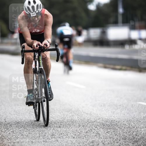 16.08.2026 - KN Förde Triathlon 2026 H.Heesch http://msf.ph/oto/9976600 16.08.2026 11:18:48 Radfahren 354, 429 meine-sportfotos.de