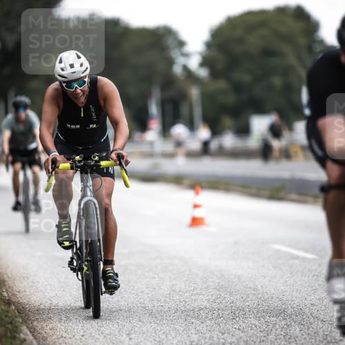 16.08.2026 - KN Förde Triathlon 2026 H.Heesch http://msf.ph/oto/9976617 16.08.2026 11:18:54 Radfahren 310, 356, 384, 425 meine-sportfotos.de