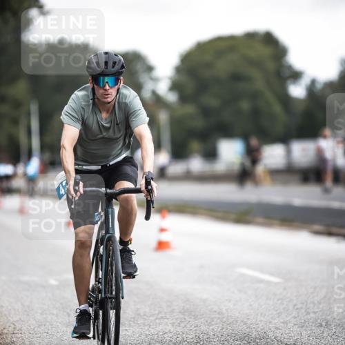 16.08.2026 - KN Förde Triathlon 2026 H.Heesch http://msf.ph/oto/9976626 16.08.2026 11:18:57 Radfahren 310, 312, 356, 384, 425 meine-sportfotos.de