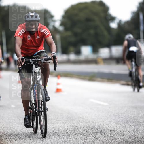 16.08.2026 - KN Förde Triathlon 2026 H.Heesch http://msf.ph/oto/9976699 16.08.2026 11:19:24 Radfahren 305, 305, 351, 377, 801 meine-sportfotos.de