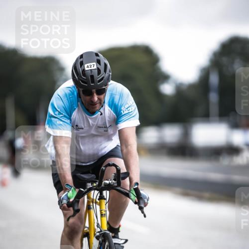 16.08.2026 - KN Förde Triathlon 2026 H.Heesch http://msf.ph/oto/9976767 16.08.2026 11:19:35 Radfahren 323, 427 meine-sportfotos.de